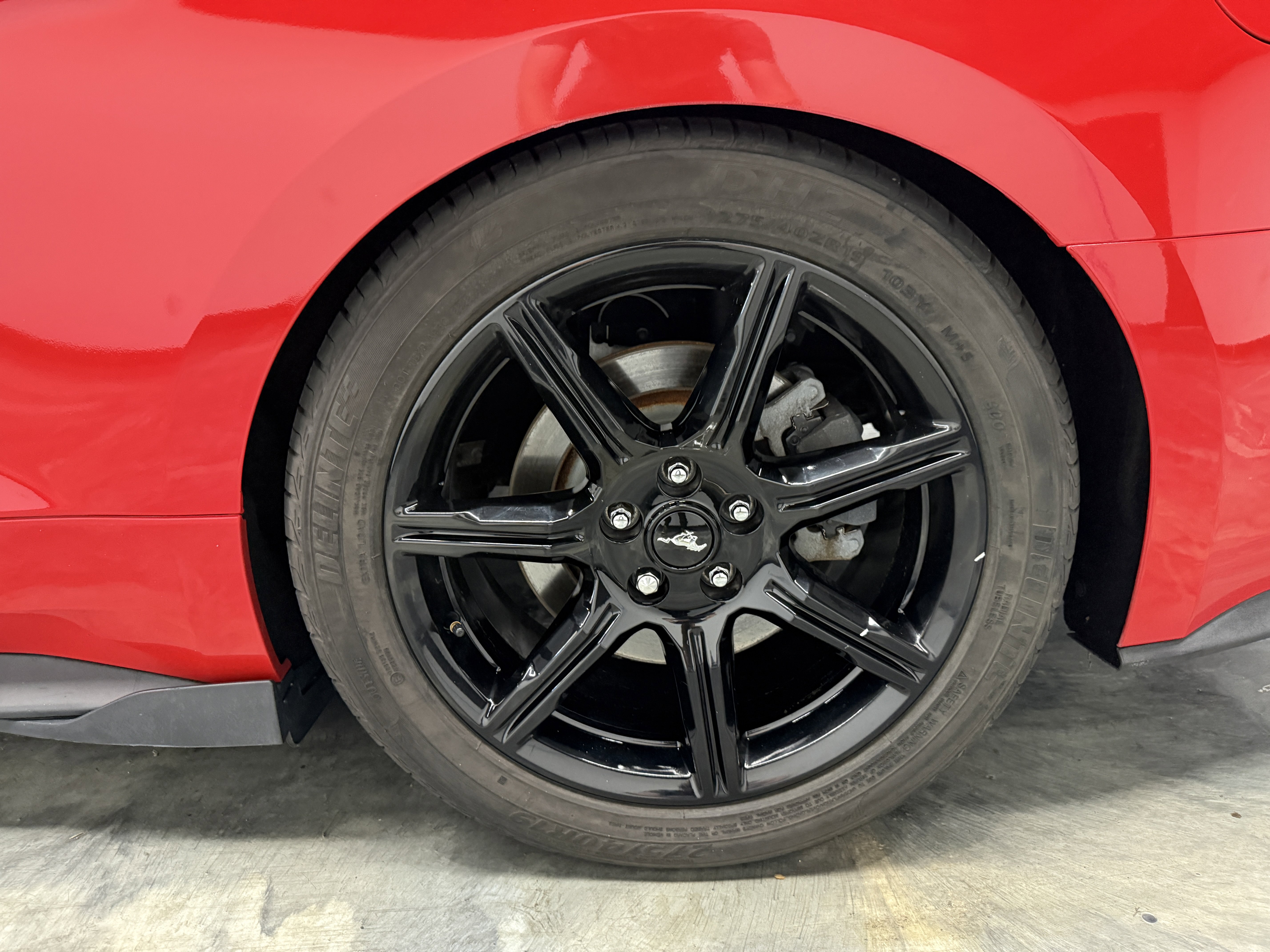 Used 2015 Ford Mustang GT Premium RWD image 25