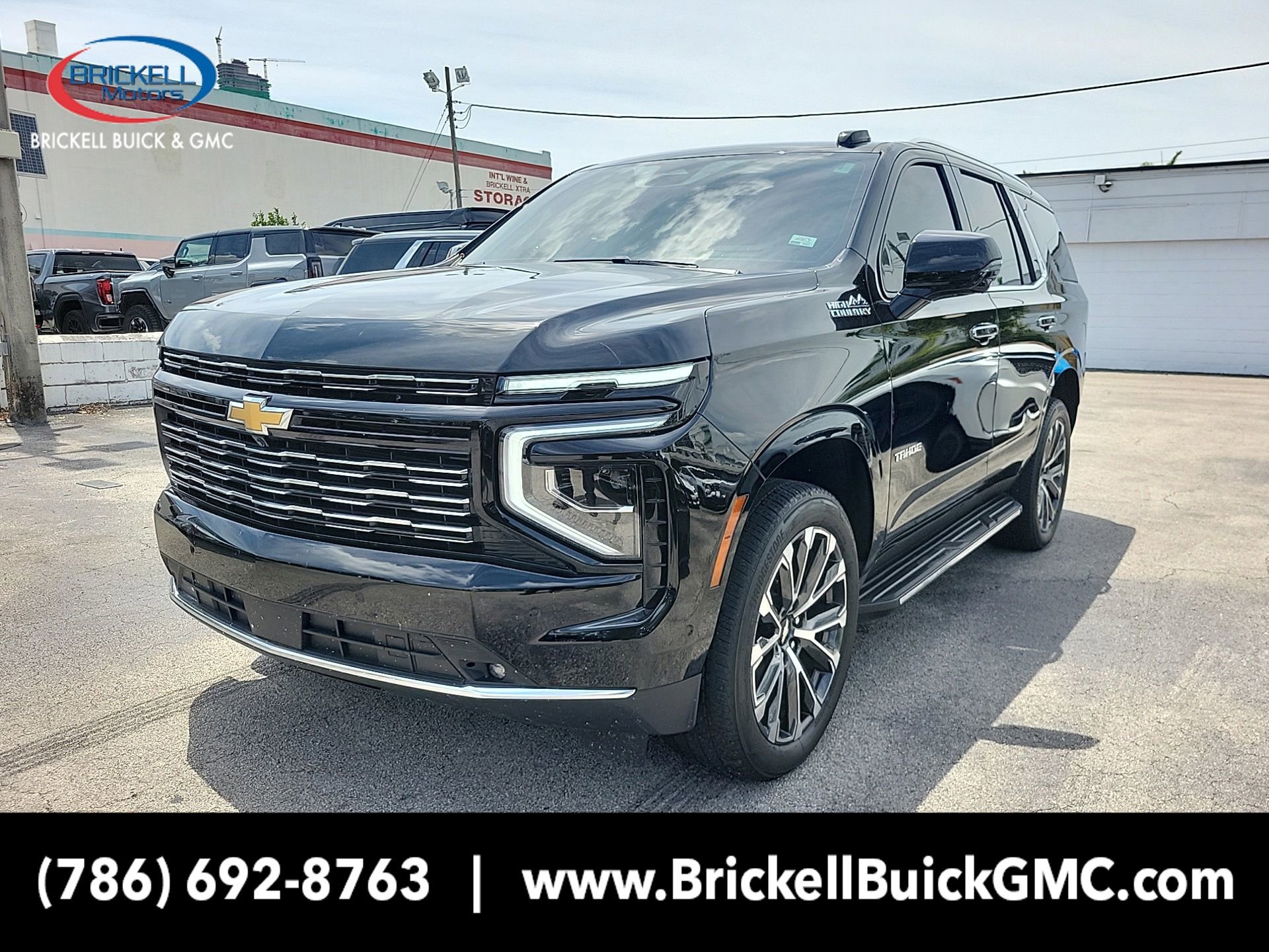 Used 2025 Chevrolet Tahoe High Country RWD image 1