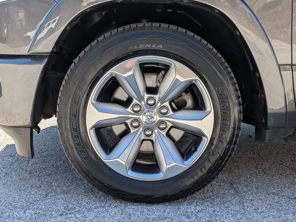 Certified 2022 RAM 1500 Limited w/ Body Color Bumper Group image 34