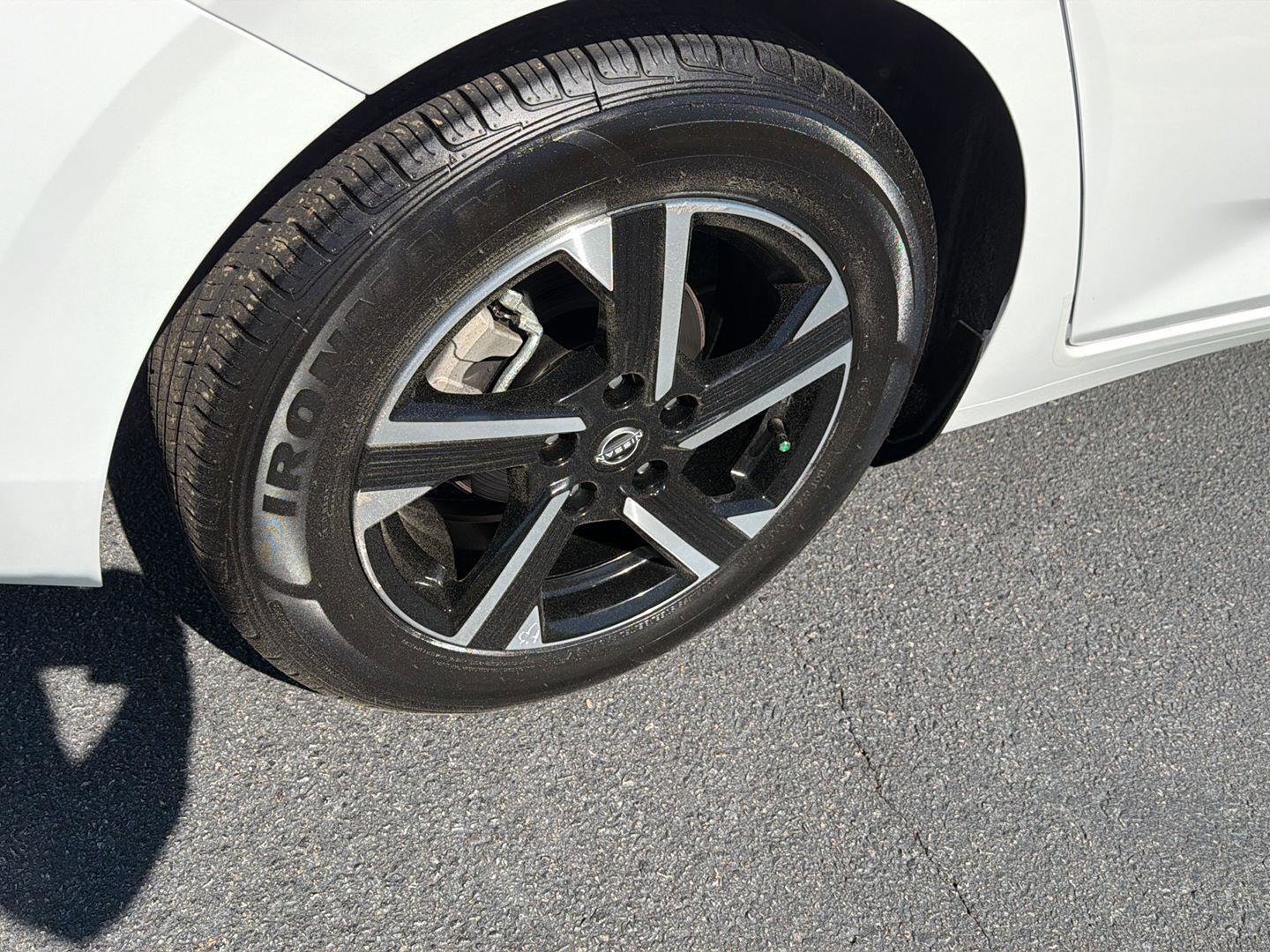 Used 2024 Nissan Sentra SV image 37