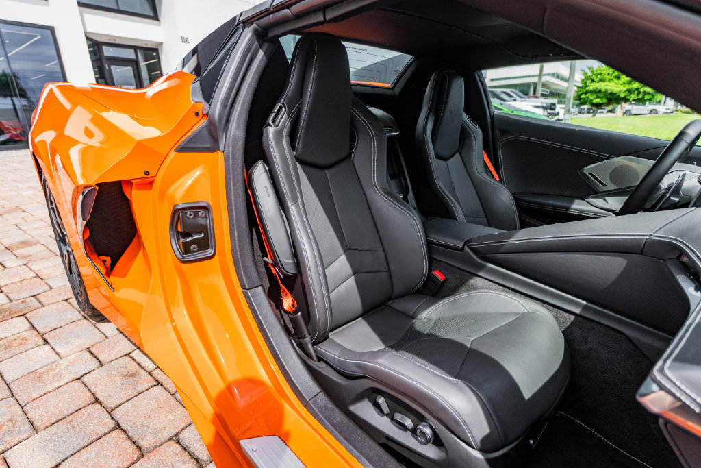Used 2024 Chevrolet Corvette Stingray Preferred Conv w/ Battery Protection Package RWD image 33