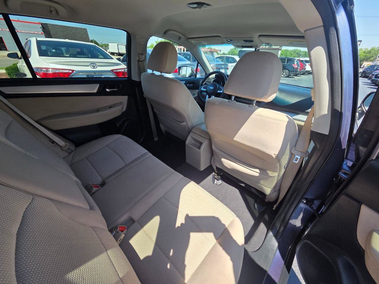Used 2017 Subaru Outback 2.5i Premium AWD/4WD image 16