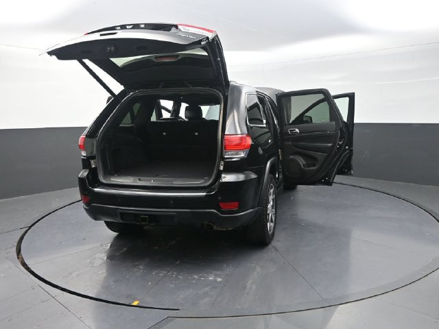 Used 2019 Jeep Grand Cherokee Limited w/ Trailer Tow Group IV AWD/4WD image 37