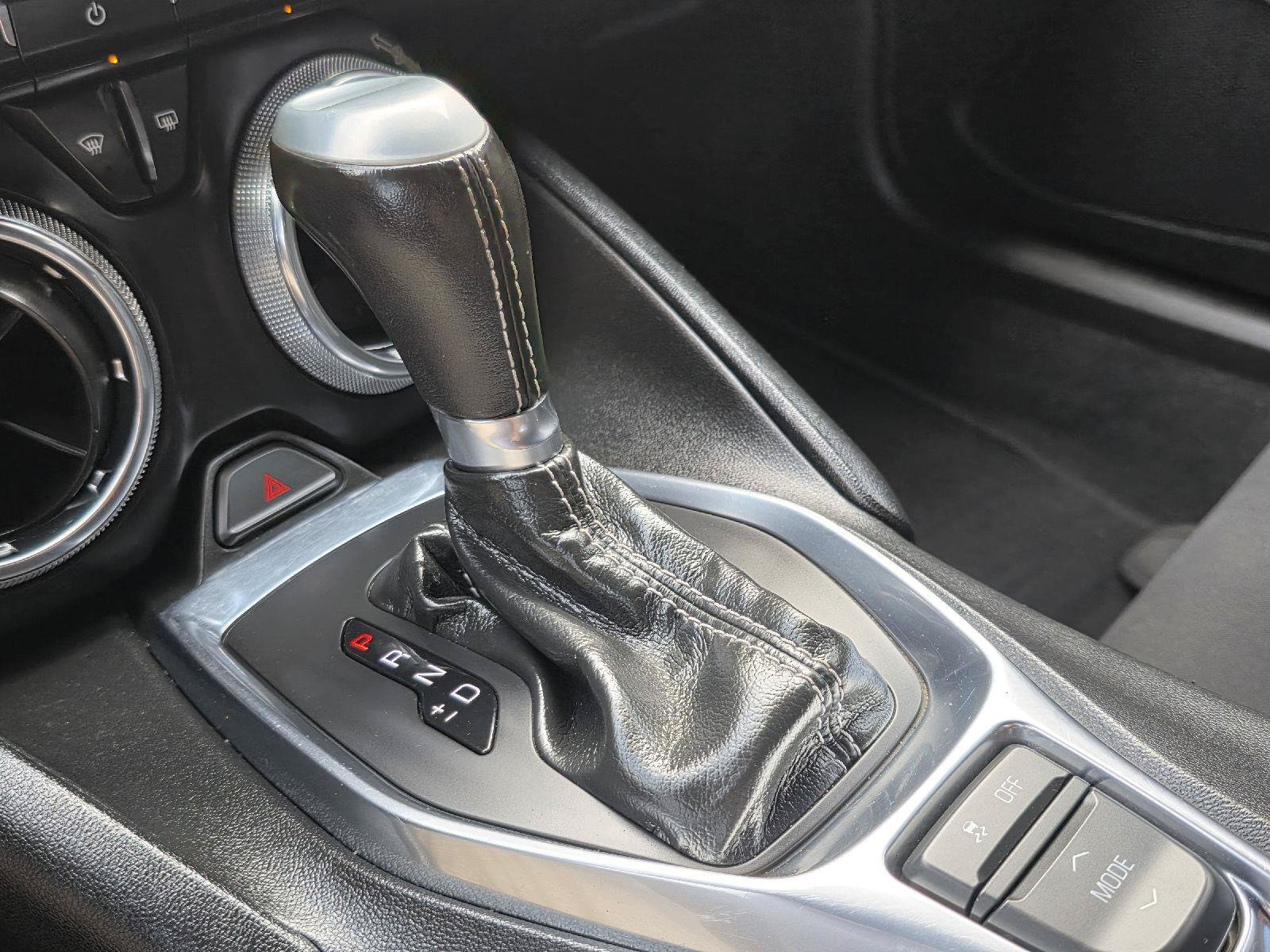 Used 2022 Chevrolet Camaro LT RWD image 16