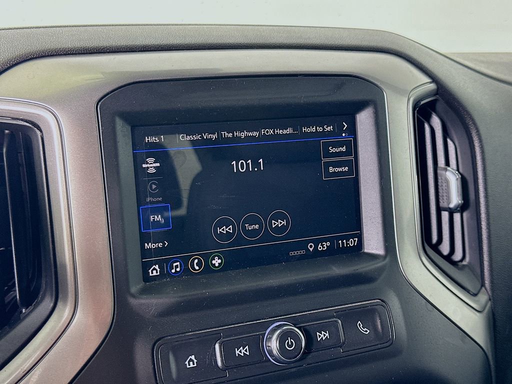 Used 2025 Chevrolet Silverado 2500 Custom w/ Custom Value Package image 28