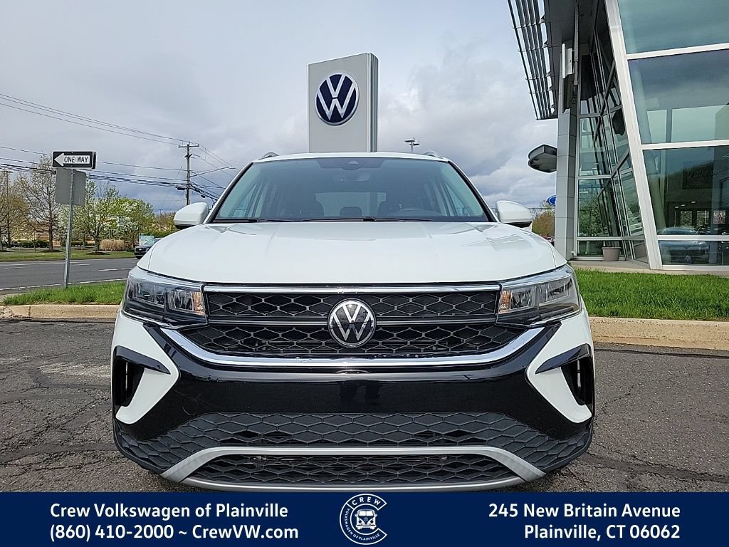 Certified 2022 Volkswagen Taos SE w/ Driver Assistance Package FWD image 25
