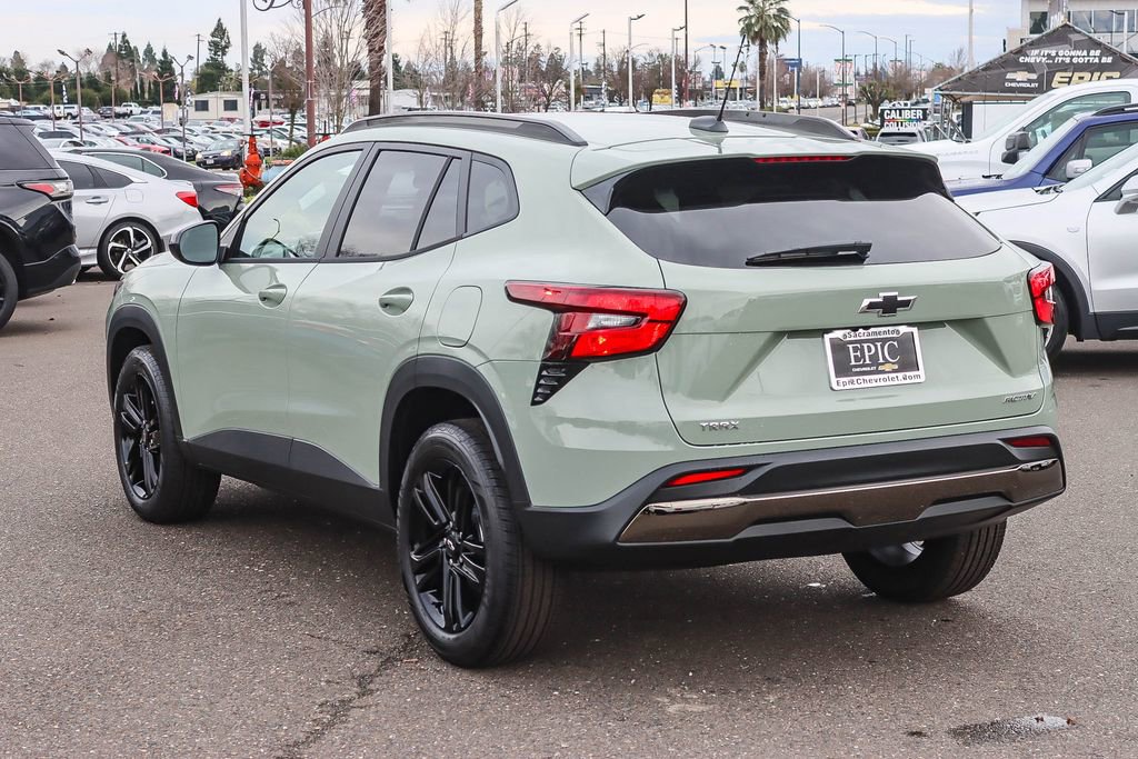 New 2026 Chevrolet Trax ACTIV image 2