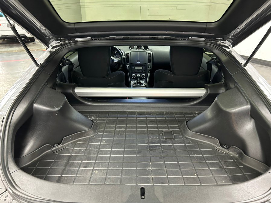 Used 2016 Nissan 370Z Touring Sport image 47