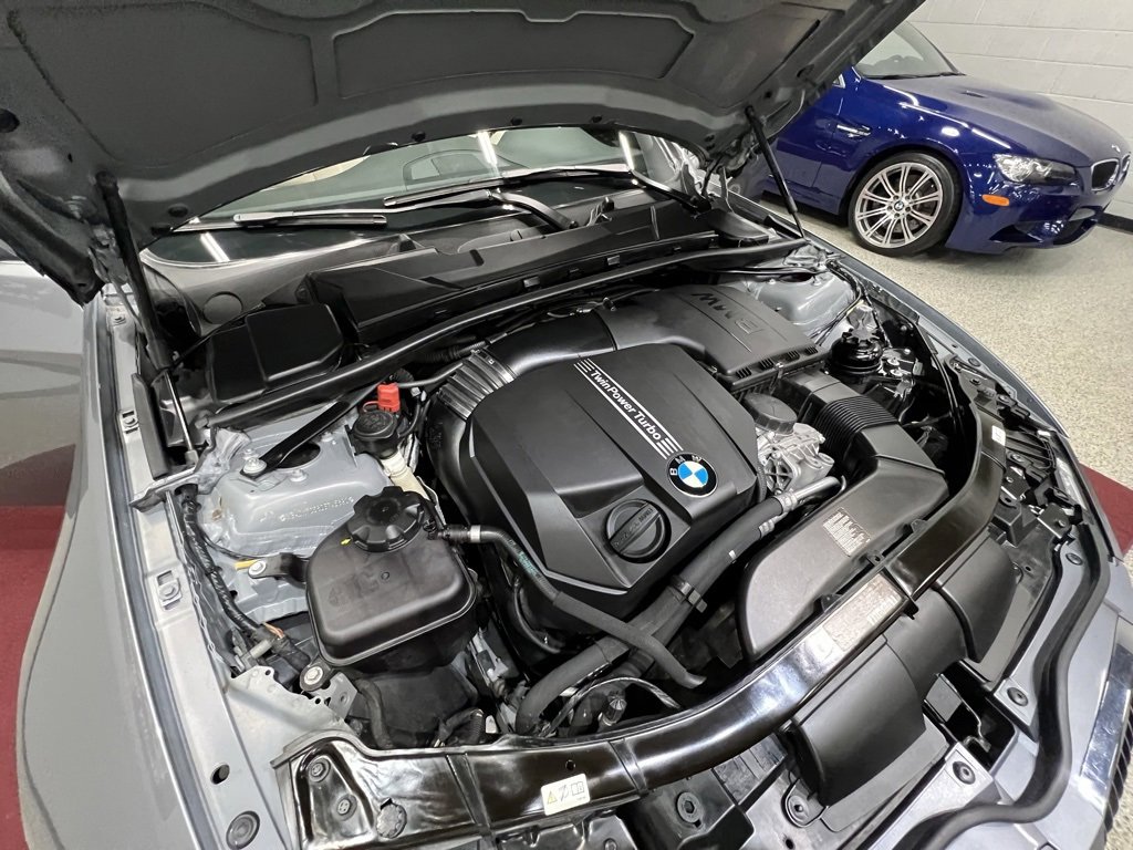 Used 2013 BMW 335i Convertible image 76