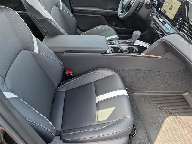 New 2026 Toyota Camry SE image 12
