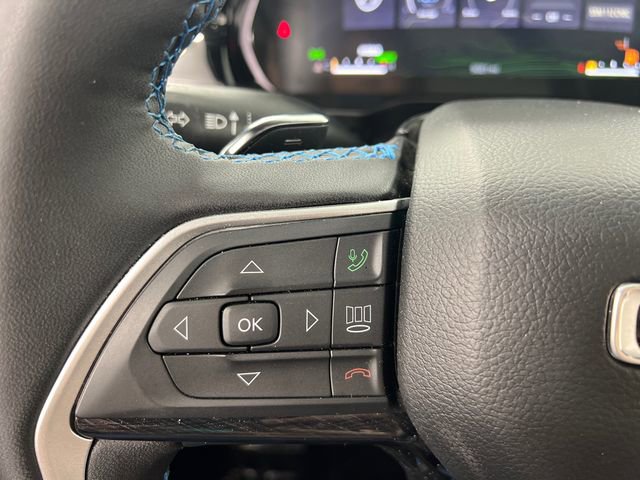 Used 2024 Jeep Grand Cherokee Trailhawk image 17