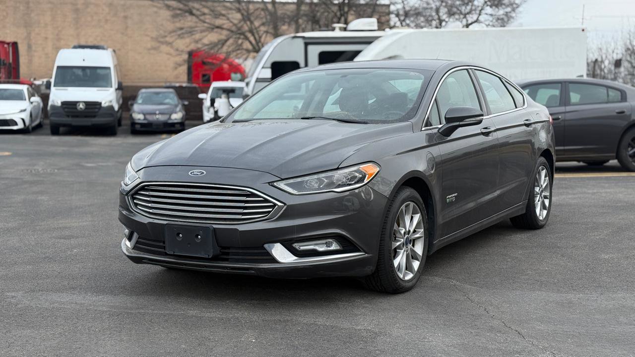 Used 2017 Ford Fusion Energi SE image 3