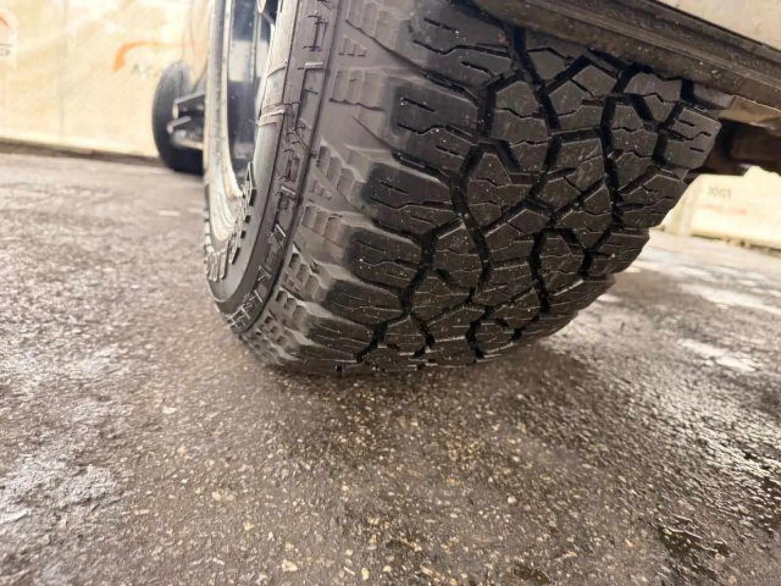 Used 2015 Ford F150 XLT image 37