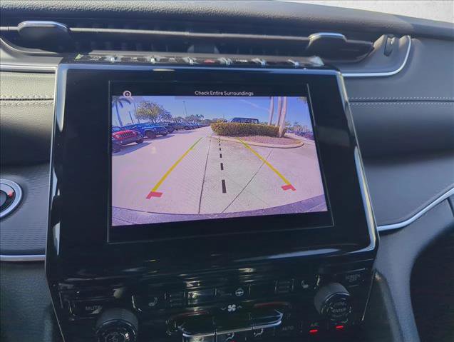 New 2025 Jeep Grand Cherokee Altitude image 13