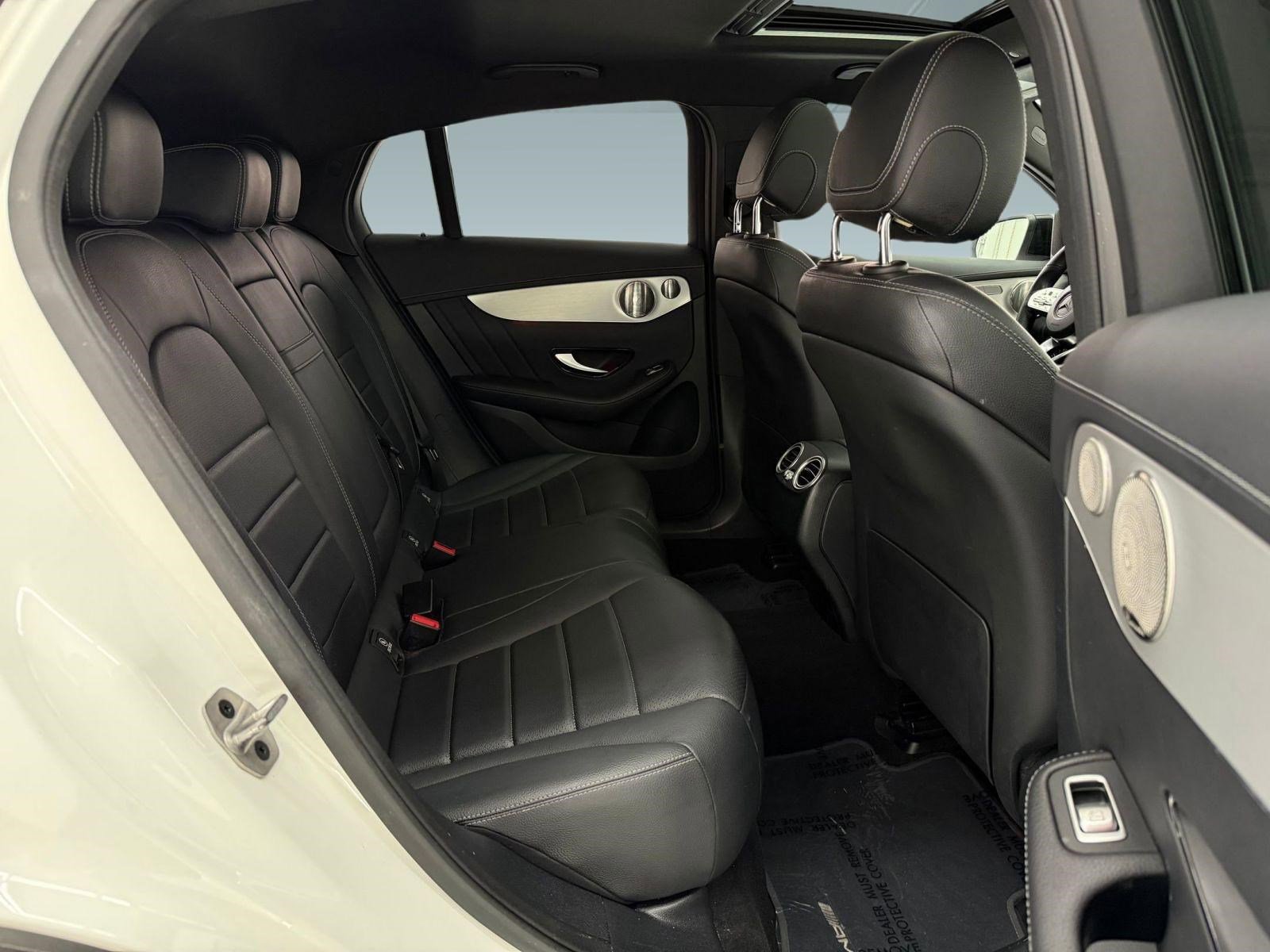 Used 2023 Mercedes-Benz GLC 300 4MATIC Coupe image 24