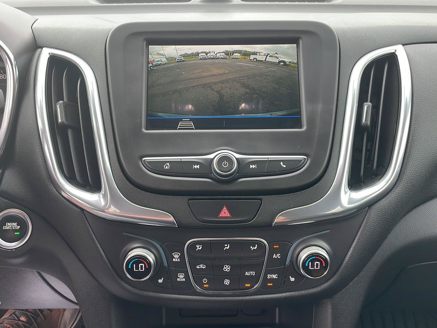 Used 2019 Chevrolet Equinox LT FWD image 23