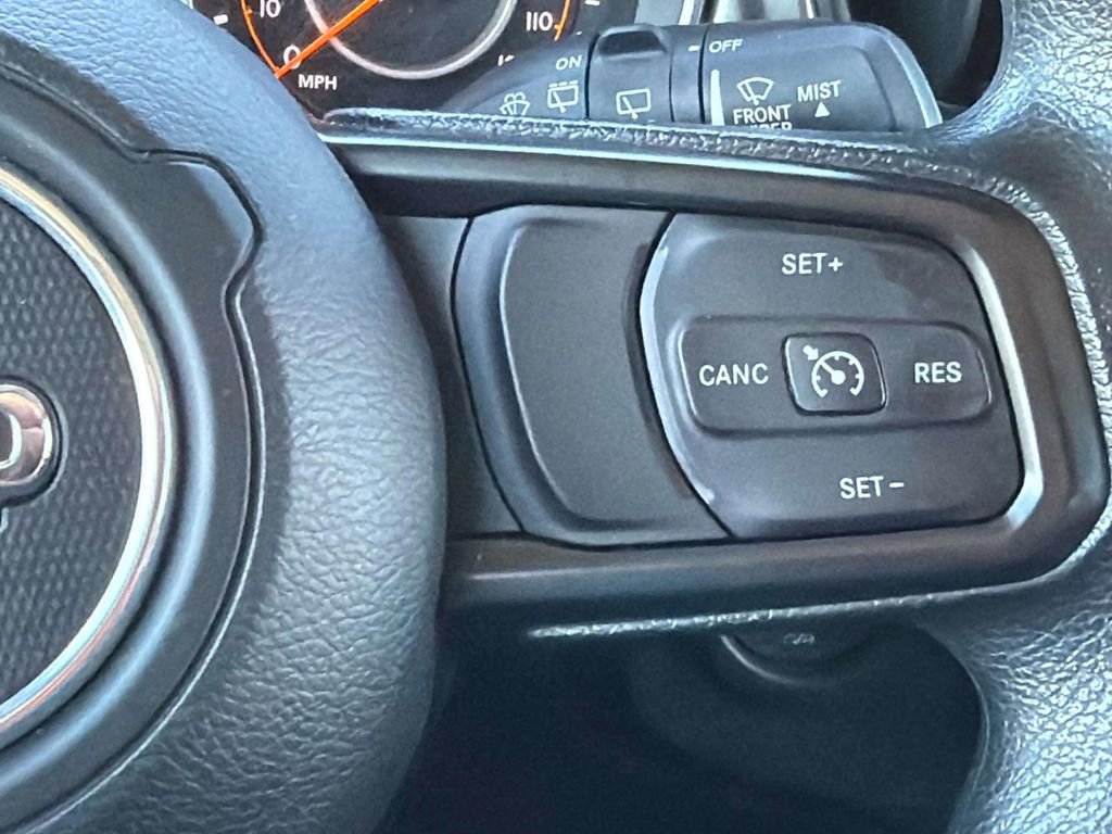 Used 2018 Jeep Wrangler Unlimited Sport image 10