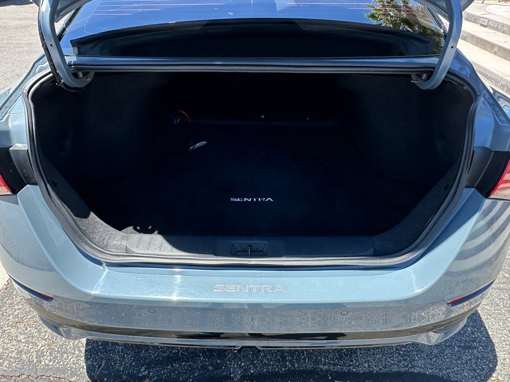Used 2024 Nissan Sentra SR FWD image 21