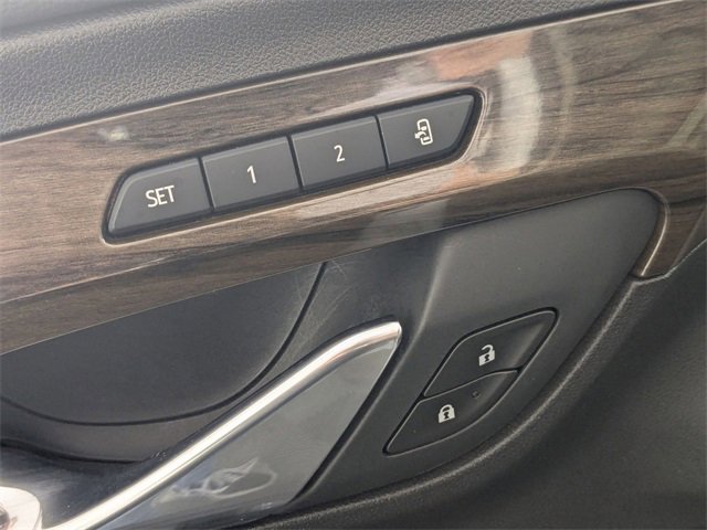 Used 2020 GMC Terrain Denali w/ Denali Premium Package image 11