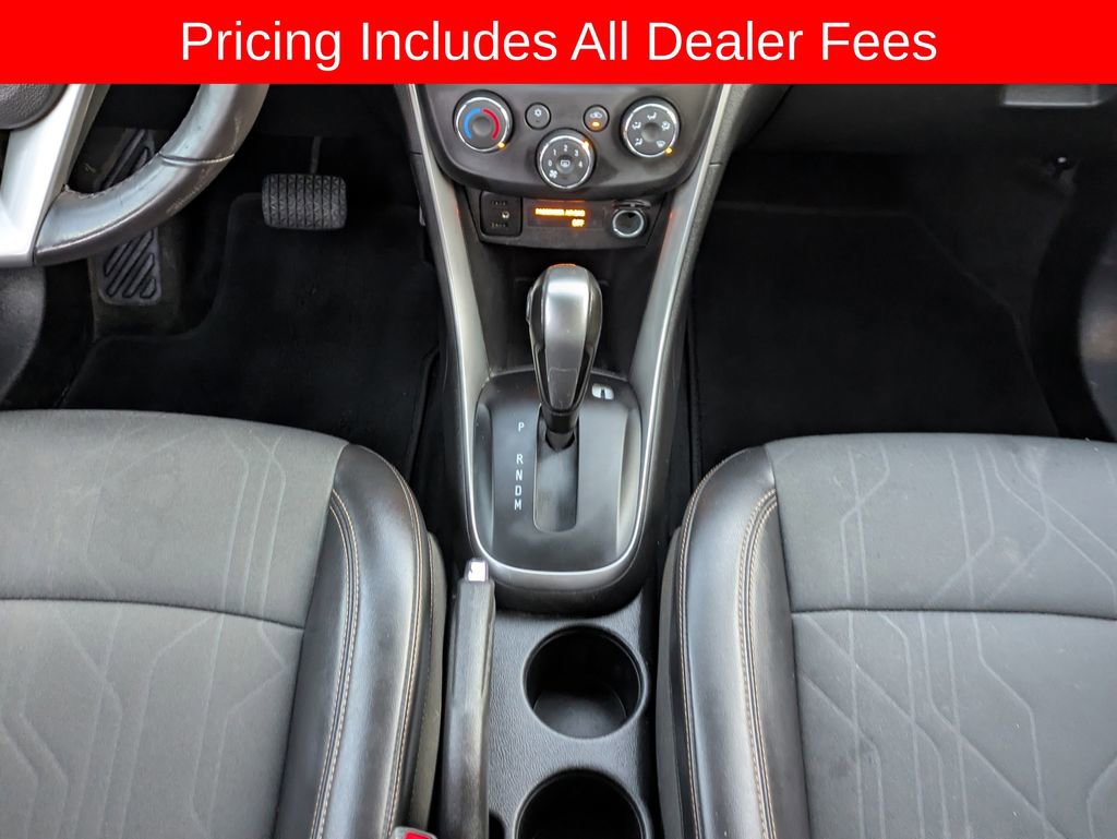Used 2019 Chevrolet Trax LT w/ LT Convenience Package AWD/4WD image 19