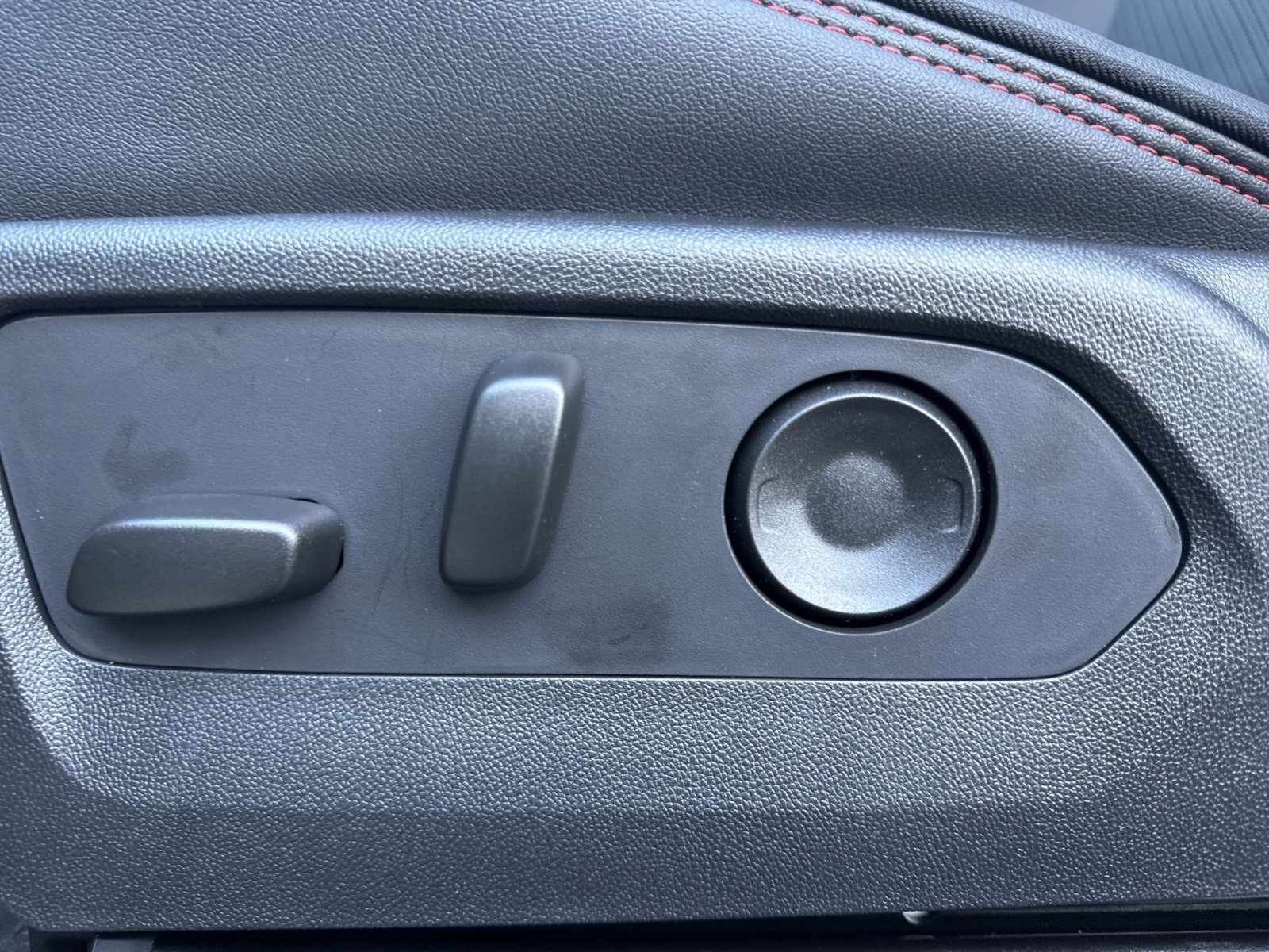 New 2026 GMC Canyon AT4X image 14