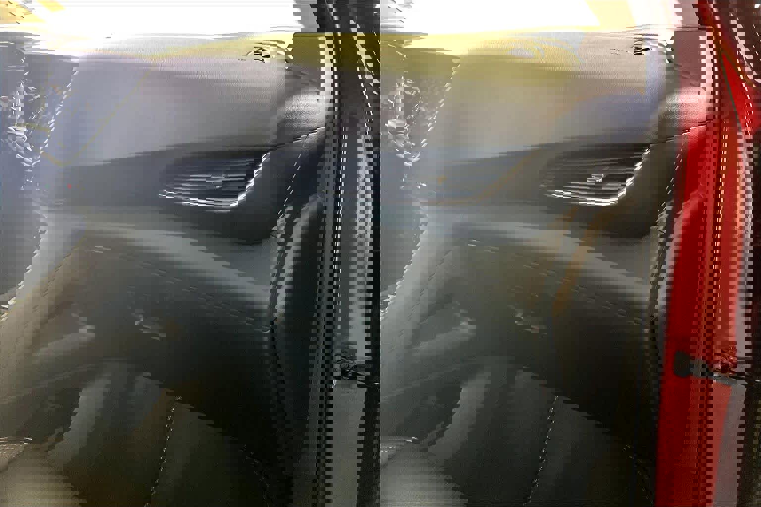 Certified 2021 Buick Envision Essence w/ Sport Touring Package image 18