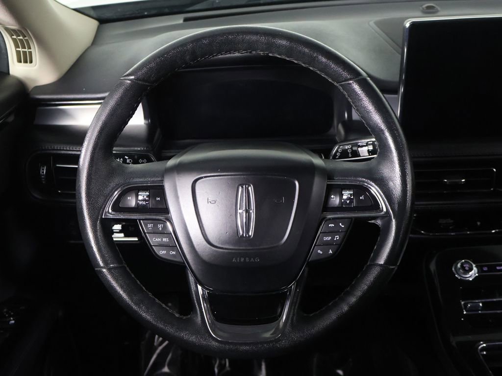 Used 2023 Lincoln Nautilus FWD w/ Premium Package image 38