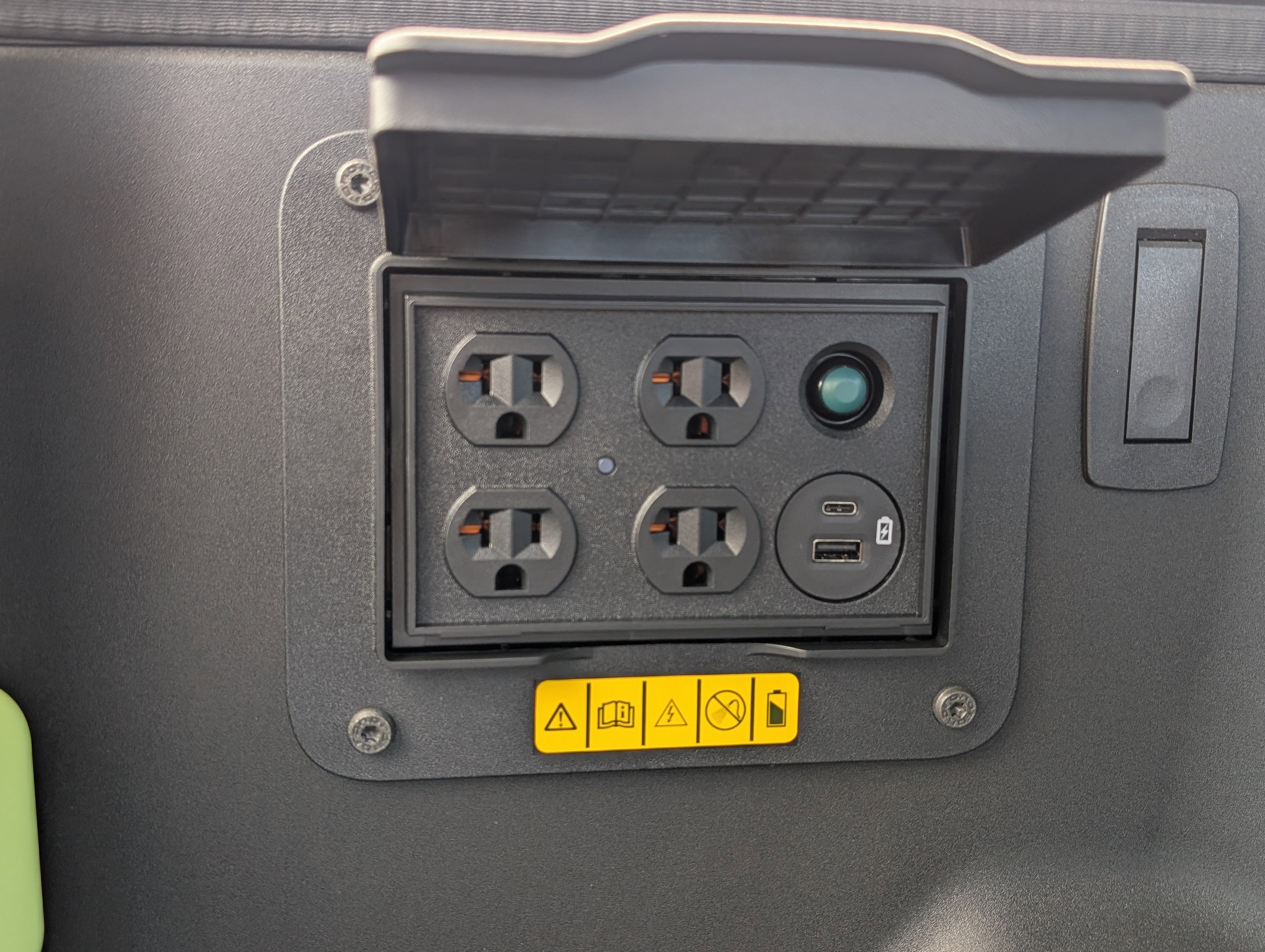 New 2025 Ford F150 Lightning Flash image 6