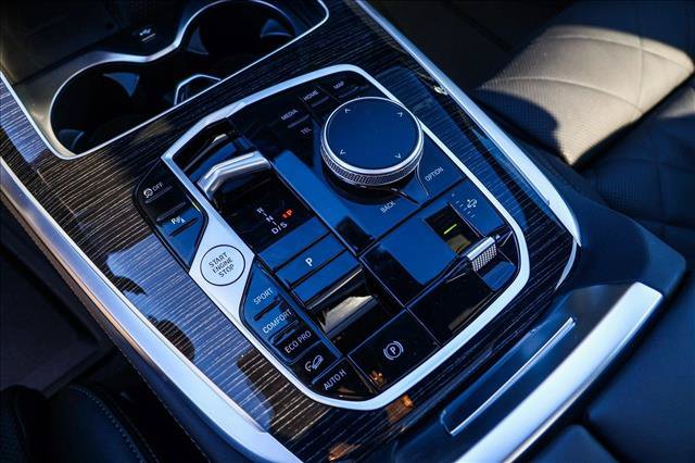New 2027 BMW X7 xDrive40i w/ M Sport Package AWD/4WD image 18