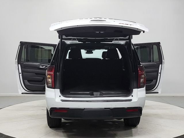Used 2024 Chevrolet Suburban RST w/ Luxury Package AWD/4WD image 14