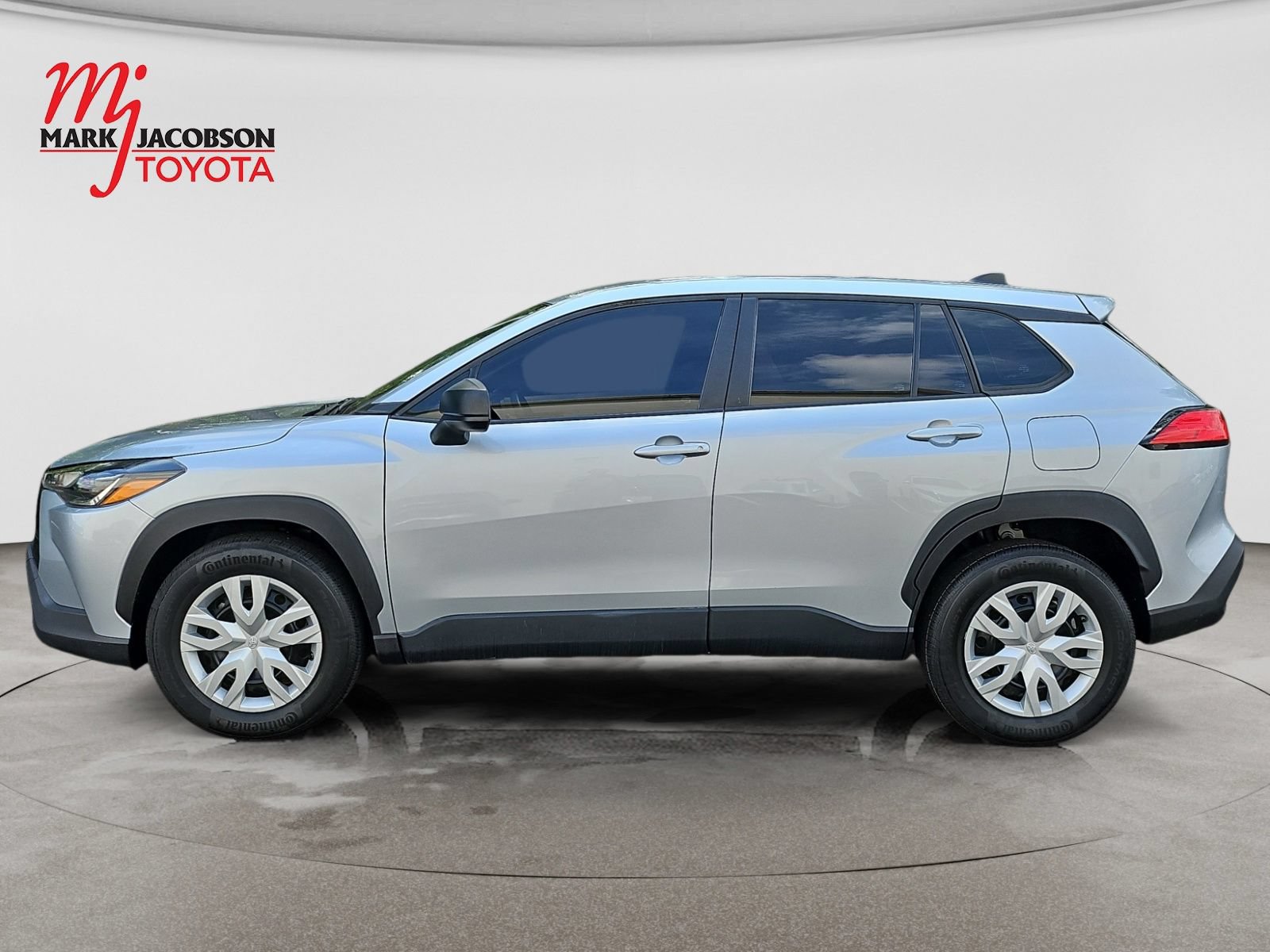 Used 2022 Toyota Corolla Cross L FWD image 15