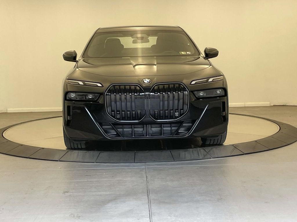 New 2025 BMW 760i xDrive AWD/4WD image 8