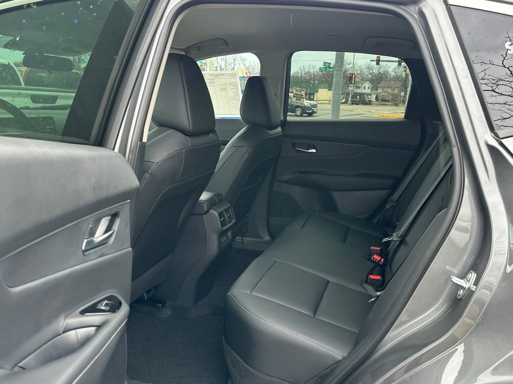 New 2026 Nissan Murano SV image 13