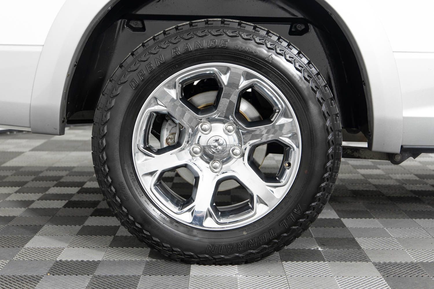 Used 2015 RAM 1500 Laramie w/ Convenience Group image 39