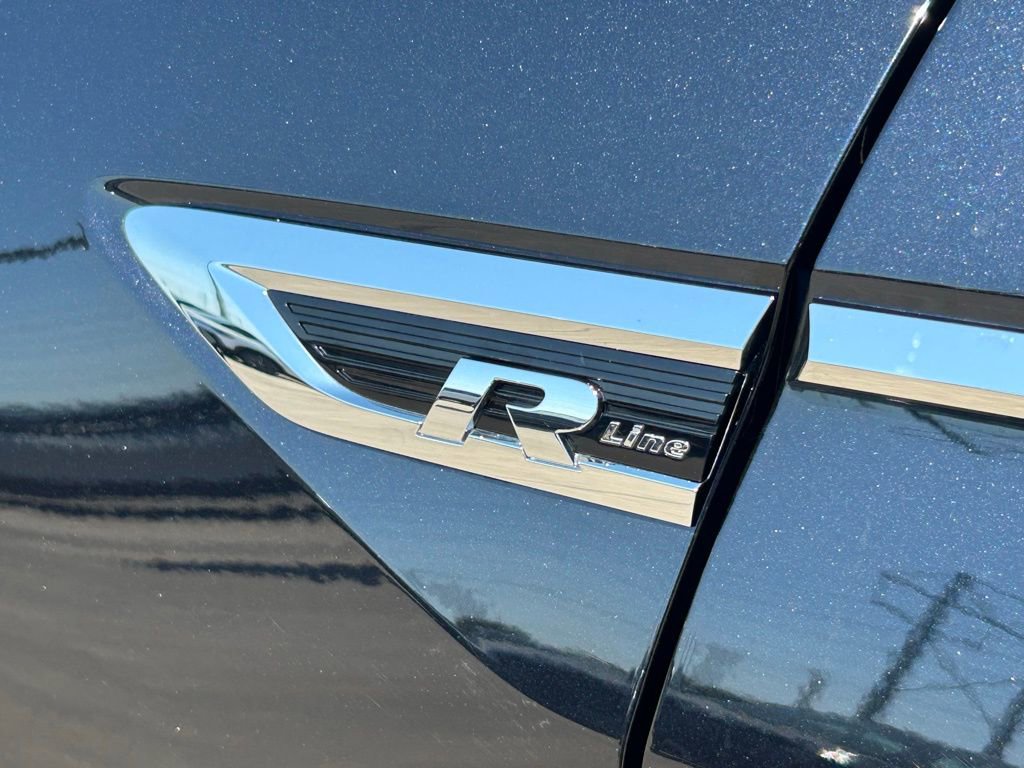 Used 2019 Volkswagen Tiguan SEL R-Line image 39