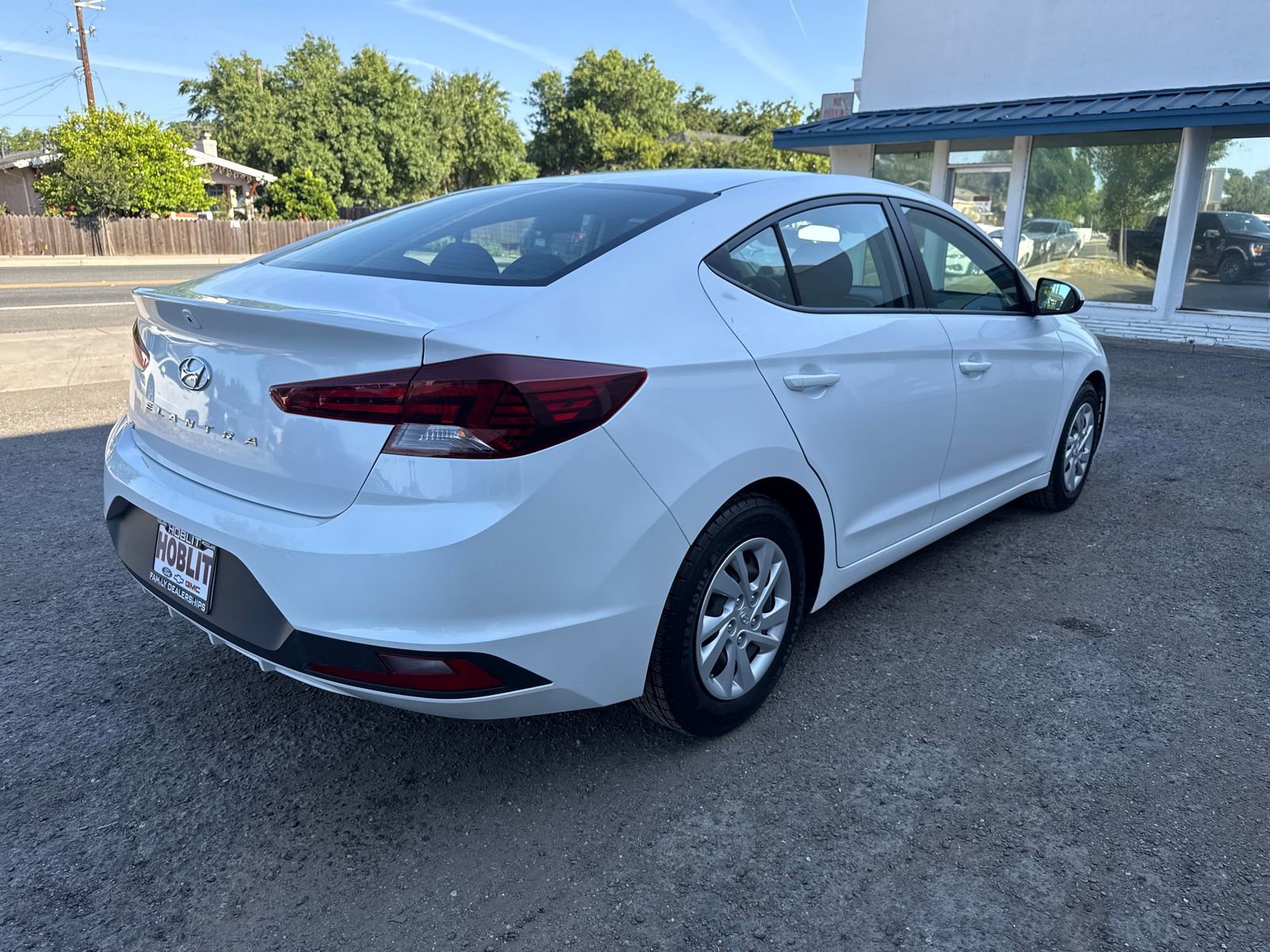Used 2020 Hyundai Elantra SE w/ Cargo Package (C1) FWD image 5