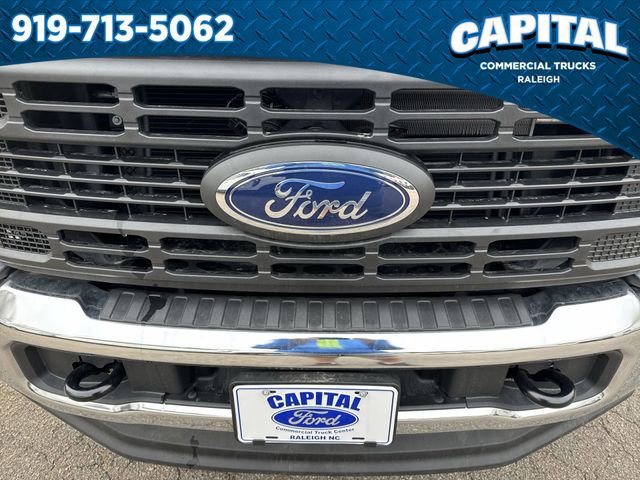 New 2026 Ford F250 XL w/ XL Chrome Package image 10