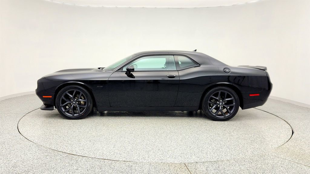Used 2023 Dodge Challenger R/T w/ Blacktop Package image 8