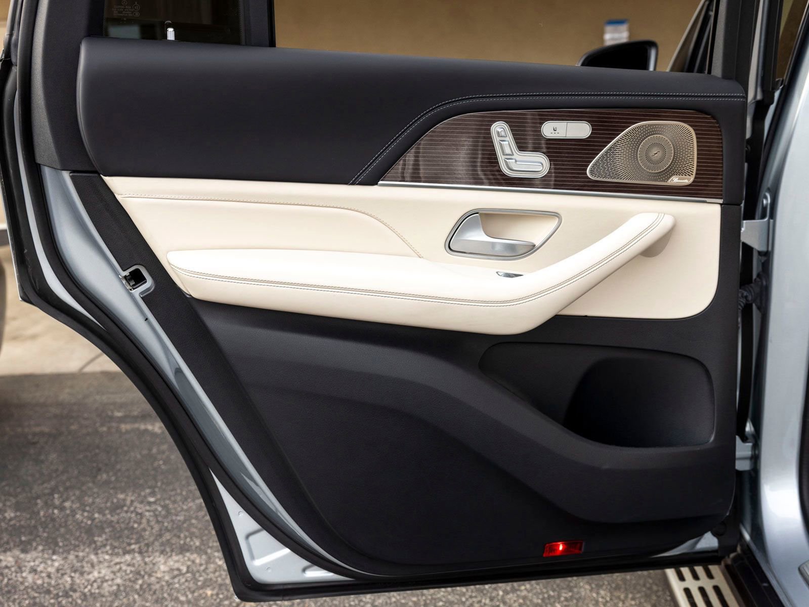 Used 2023 Mercedes-Benz GLS 63 AMG 4MATIC image 20