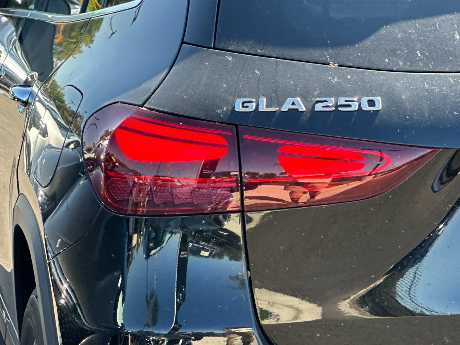 Used 2025 Mercedes-Benz GLA 250 image 32