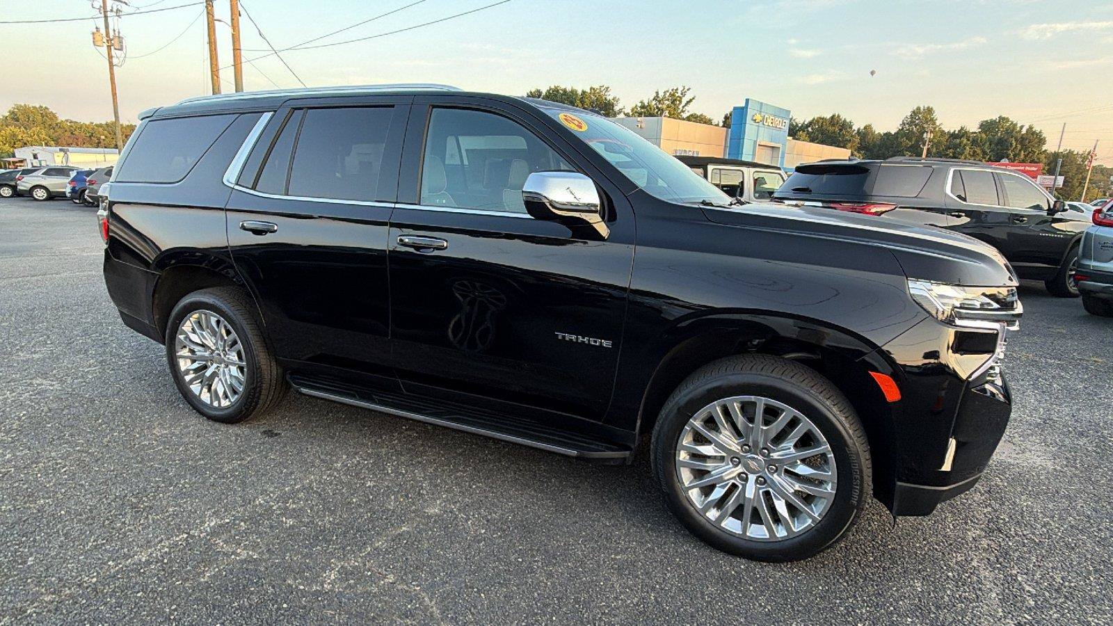 Used 2023 Chevrolet Tahoe Premier w/ Max Trailering Package AWD/4WD image 7