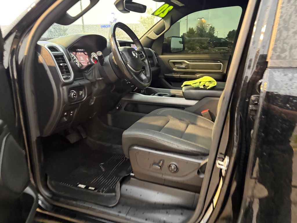 Used 2020 RAM 1500 Big Horn AWD/4WD image 17