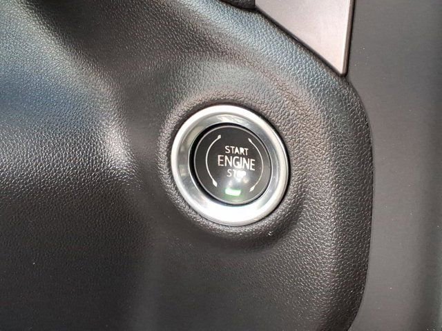 Used 2022 Chevrolet Silverado 1500 Custom image 25