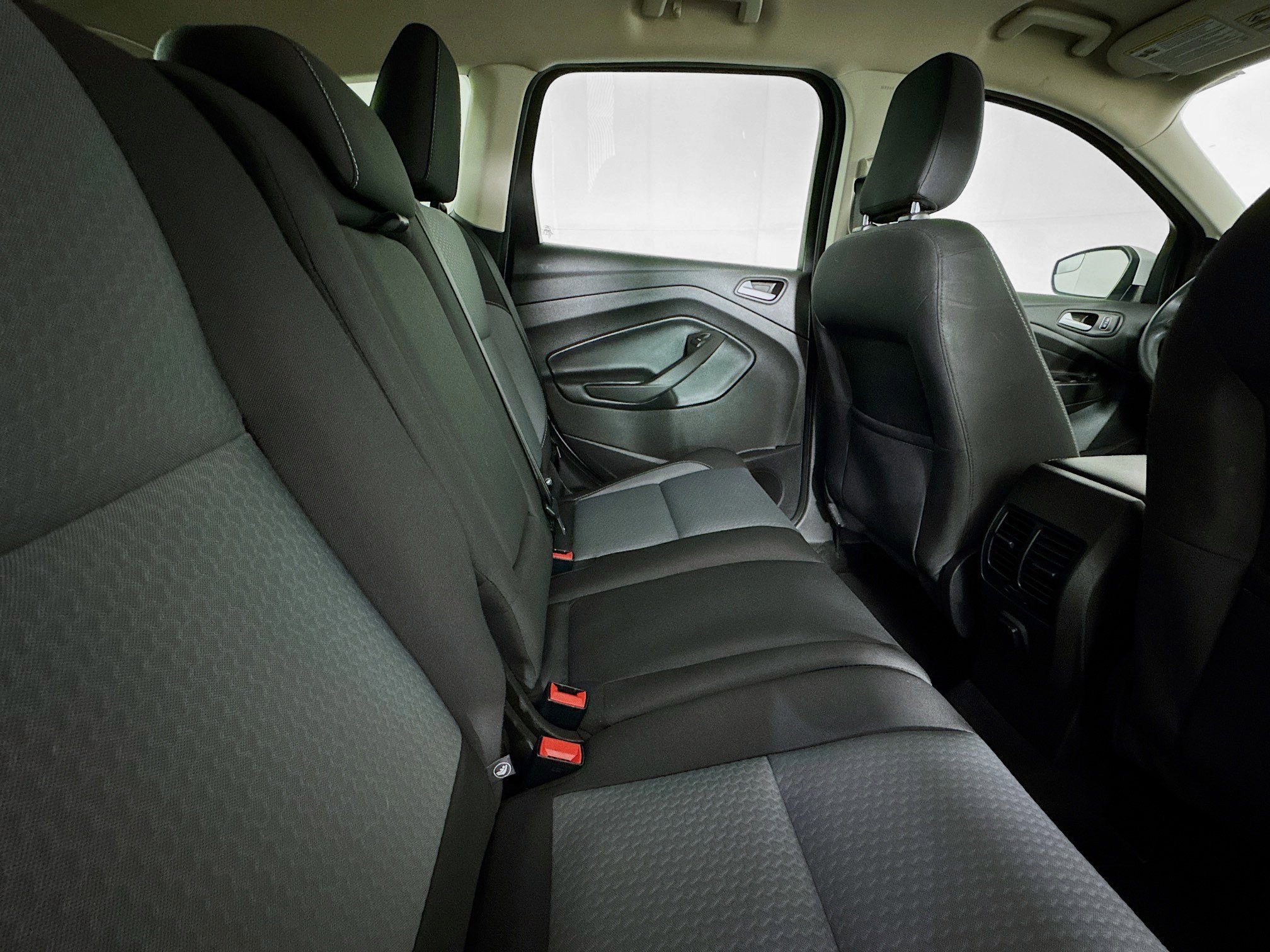 Used 2018 Ford Escape SE FWD image 25