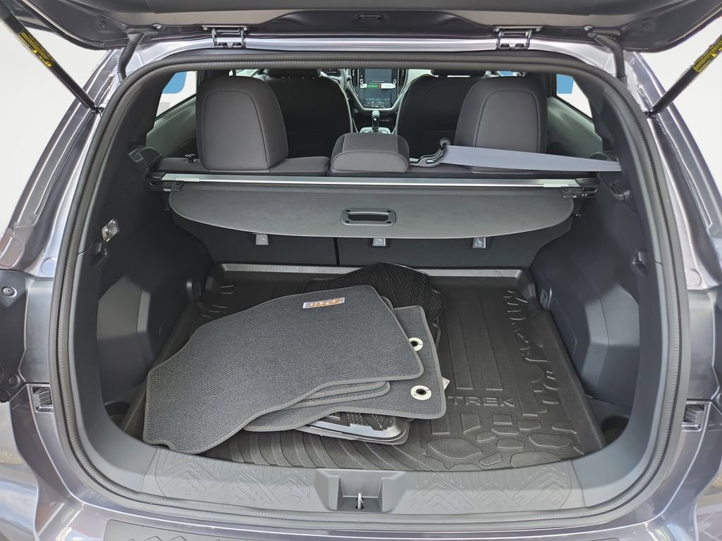 Certified 2025 Subaru Crosstrek 2.5i Sport w/ Crosstrek Mirror Package image 17