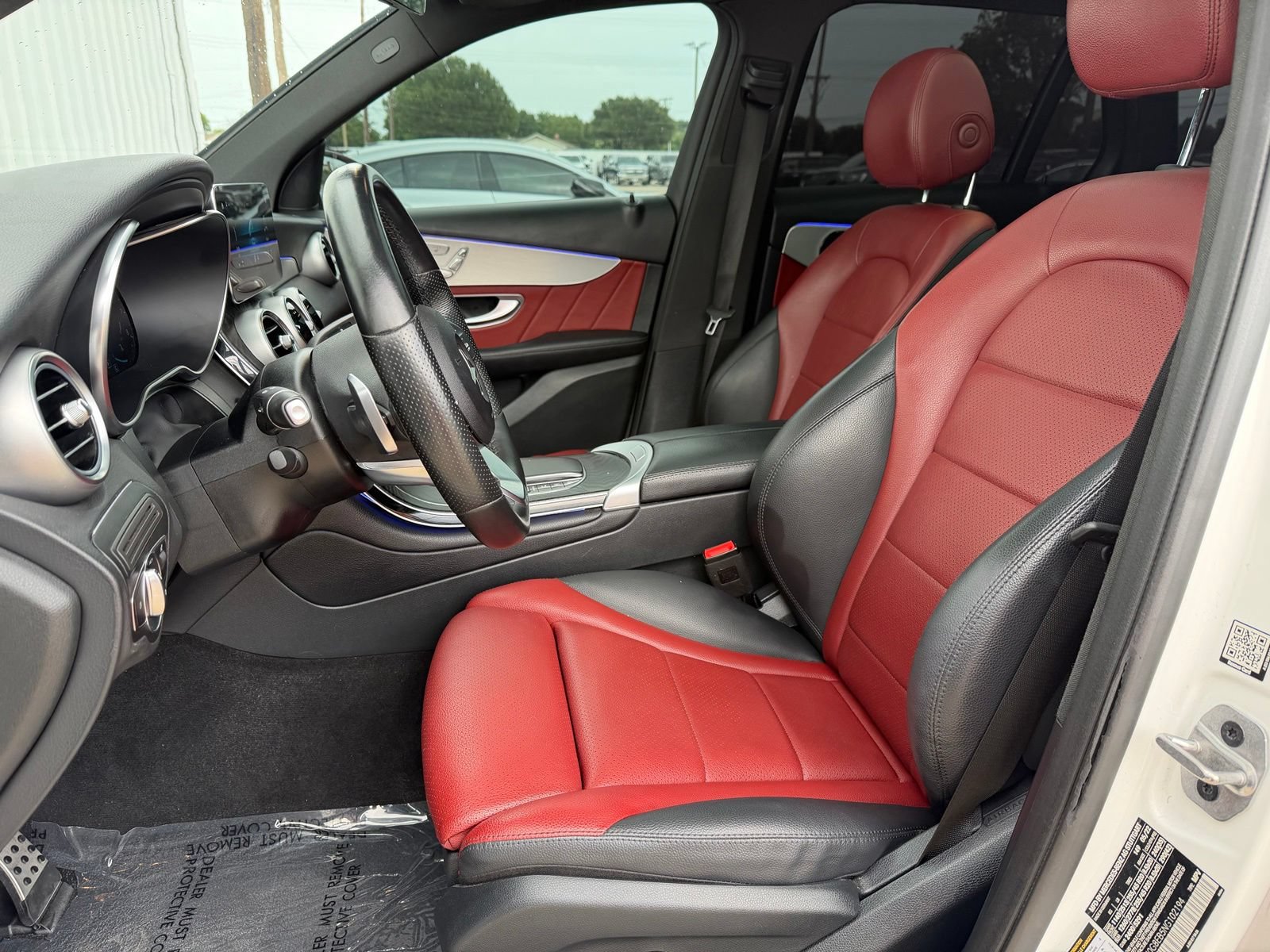 Used 2022 Mercedes-Benz GLC 300 4MATIC w/ AMG Line image 22