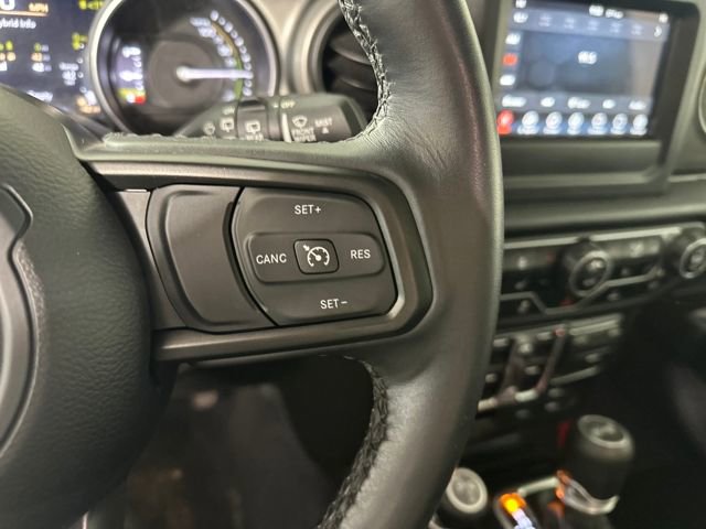 Used 2023 Jeep Wrangler Unlimited w/ Cold Weather Group image 16