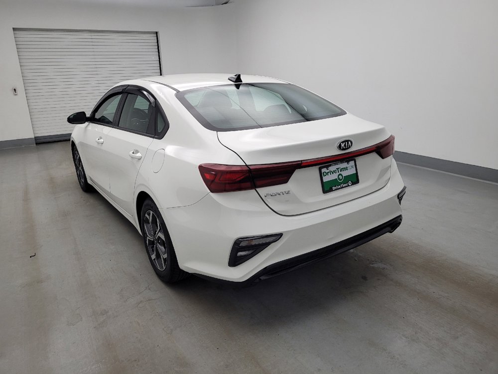 Used 2020 Kia Forte LXS FWD image 5