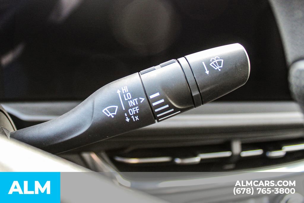 Used 2025 Buick Envista Preferred image 30