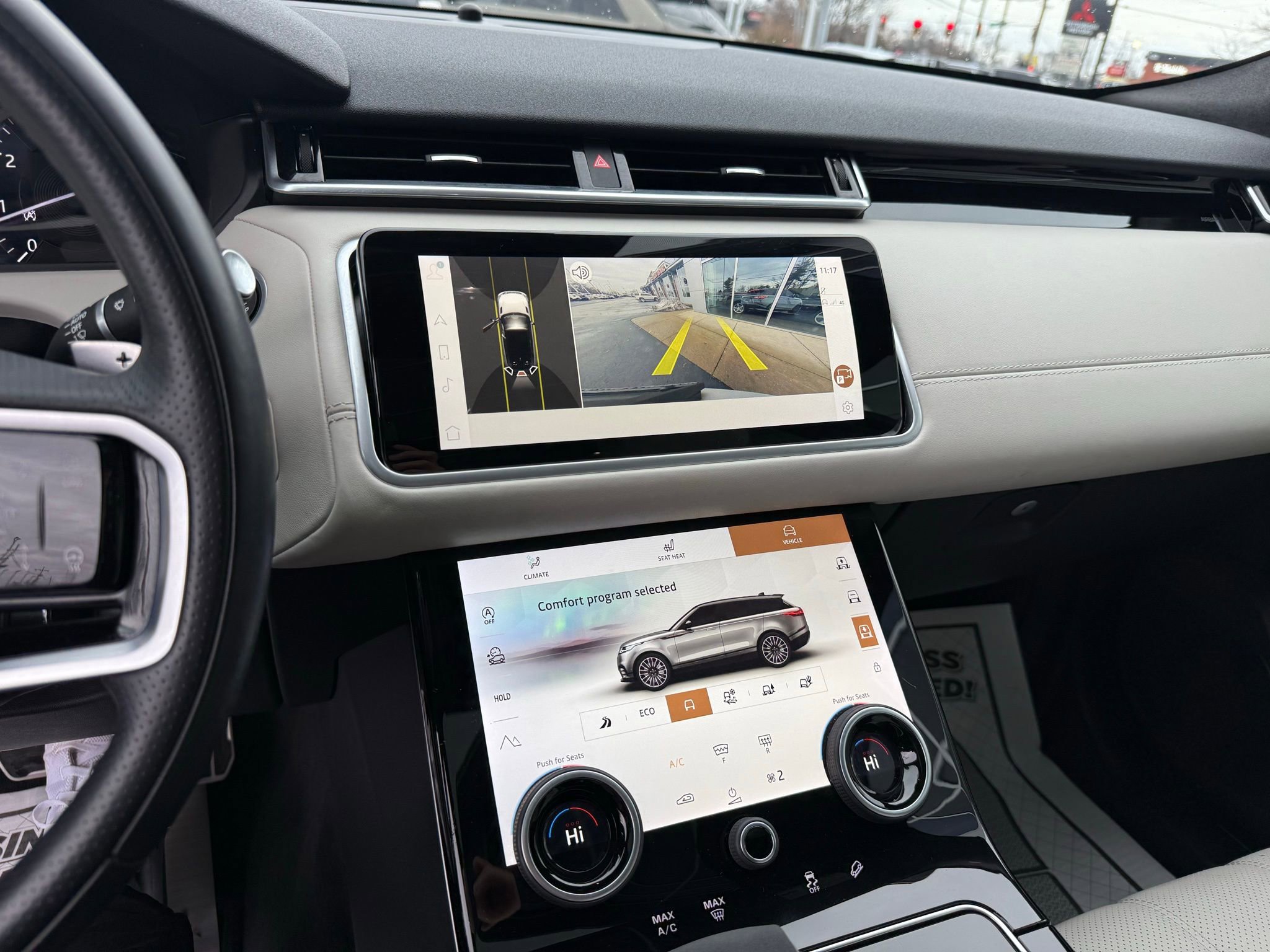 Used 2023 Land Rover Range Rover Velar R-Dynamic S image 58